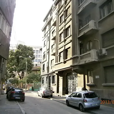 Maya Universitate Bucarest